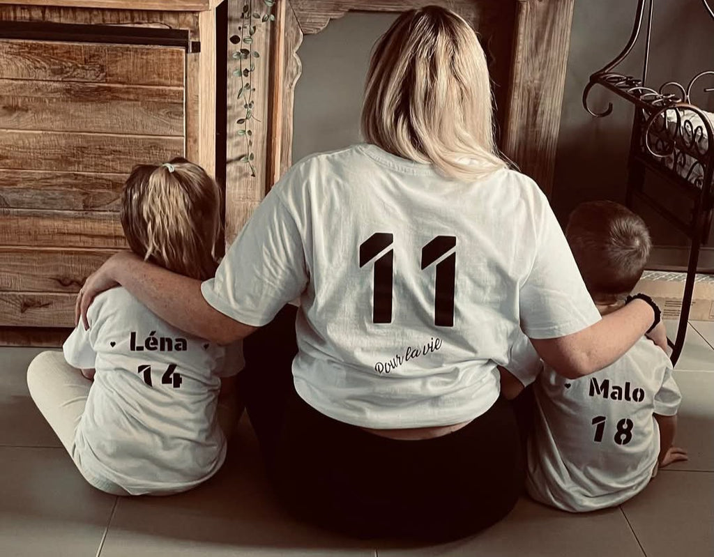 Tee shirt personnalisé - "J'ai deux titres Marraine et Tata et j'assume"